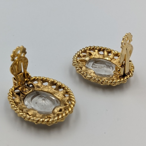 Clear Glass Intaglio Clip On Earrings Gold Tone Rhinestones Edwardian Revival - Picture 11 of 15